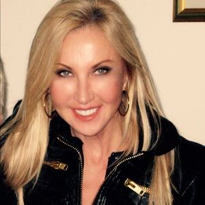 Meet your Posher, Alexsandra